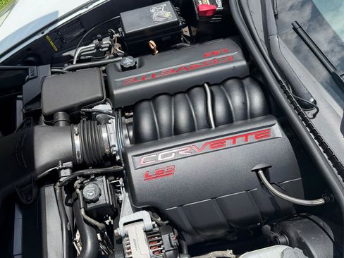 Used 2008 Chevrolet Corvette Convertible w/ Preferred Equipment Group RWD image 12