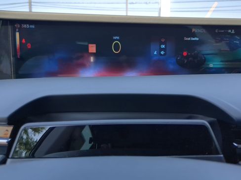 New 2025 Lincoln Nautilus Premier image 14