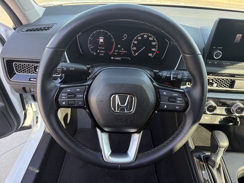 Used 2024 Honda Civic EX-L image 18
