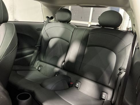 Used 2023 MINI Cooper S image 32