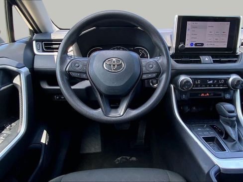 Used 2025 Toyota RAV4 XLE FWD image 6
