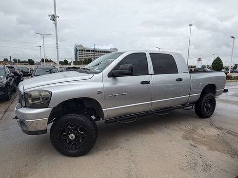 Used 2006 Dodge Ram 3500 Truck SLT w/ Light Group AWD/4WD image 8