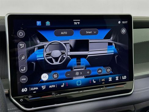 New 2025 Volkswagen Tiguan SE R-Line image 14