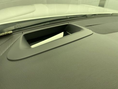 New 2025 Jeep Wagoneer Series II w/ Convenience Group I image 17