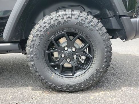 New 2025 Jeep Wrangler Unlimited Sport image 10