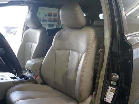 Used 2014 Subaru Outback 2.5i Premium w/ Moonroof Package AWD/4WD image 26