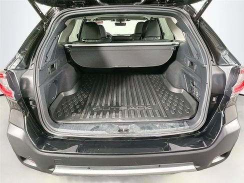 Used 2024 Subaru Outback Limited XT AWD/4WD image 28