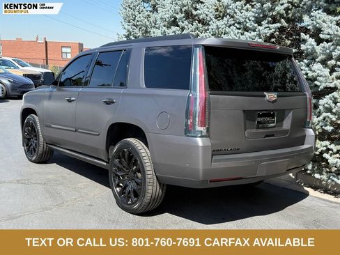 Used 2018 Cadillac Escalade Platinum AWD/4WD image 5