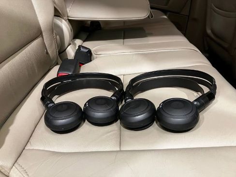 Used 2015 Honda Pilot Touring image 40