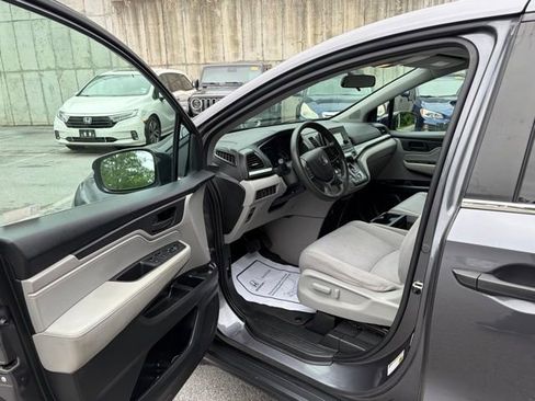 Used 2019 Honda Odyssey LX image 13