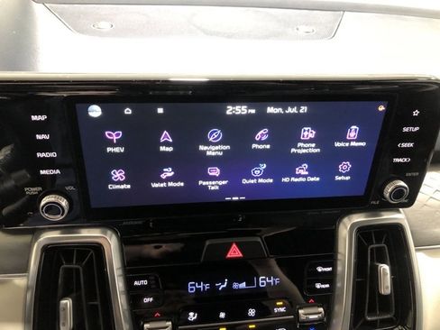 Used 2023 Kia Sorento SX Prestige image 30