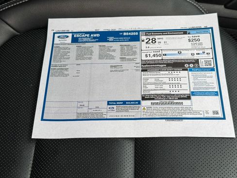 Used 2020 Ford Escape SEL image 32