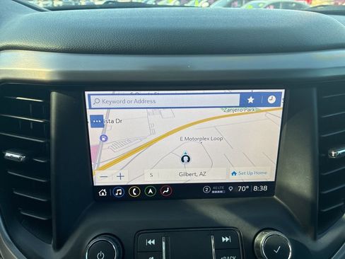 Used 2022 GMC Acadia AT4 w/ Technology Package AWD/4WD image 14