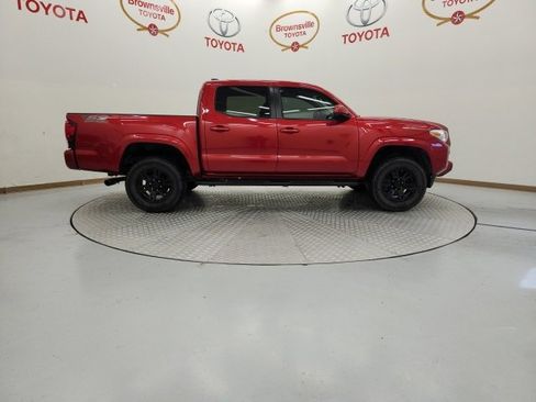 Certified 2022 Toyota Tacoma SR image 3