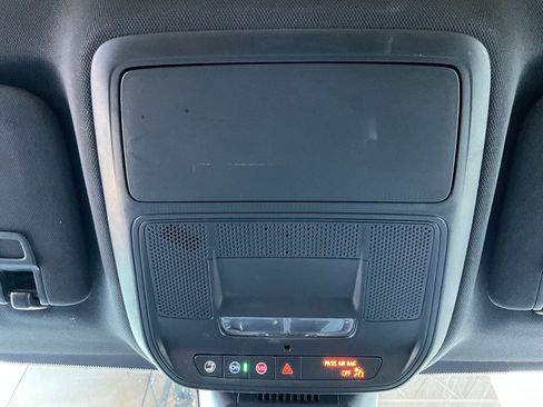 Used 2025 Chevrolet Equinox LT image 16