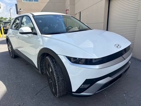 Used 2026 Hyundai Ioniq 5 SE RWD image 3