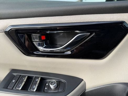 New 2025 Subaru Forester Limited image 25