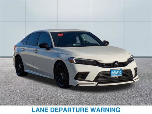 Used 2023 Honda Civic Sport image 4