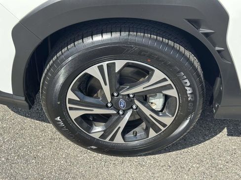 Certified 2025 Subaru Crosstrek 2.0i Premium image 6