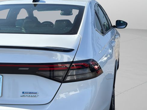Used 2025 Honda Accord Sport image 39