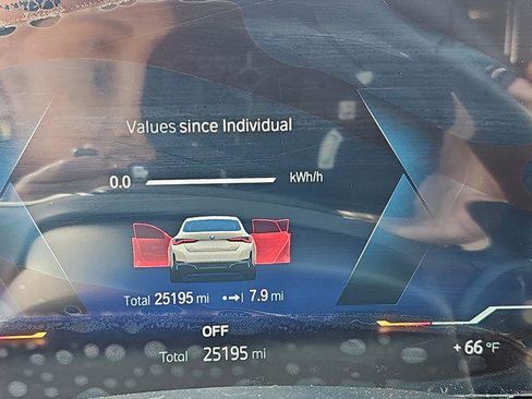 Certified 2023 BMW i4 eDrive35 w/ Parking Assistance Package image 19