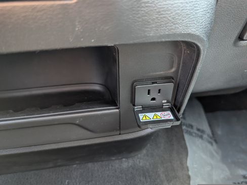 Used 2019 RAM 2500 Tradesman AWD/4WD image 24