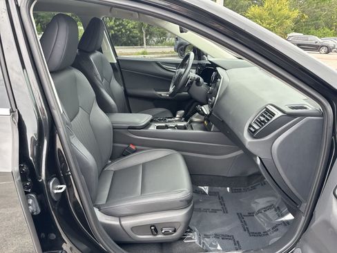 Used 2025 Lexus NX 250 FWD w/ Accessory Package (Z1) image 28