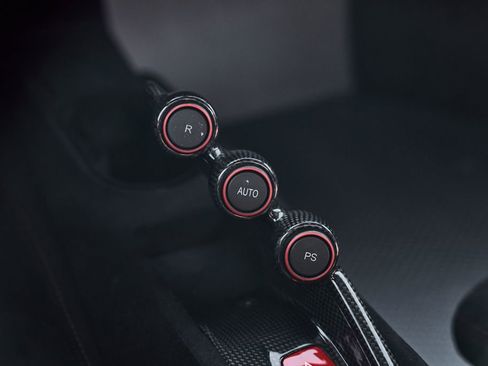 Used 2020 Ferrari 488 Pista Coupe RWD image 53