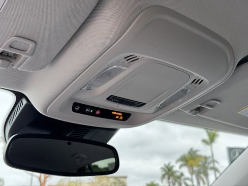 Used 2024 Buick Envision Preferred image 23