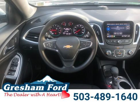 Used 2024 Chevrolet Malibu LS image 15
