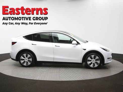 Used 2023 Tesla Model Y Long Range AWD/4WD image 41