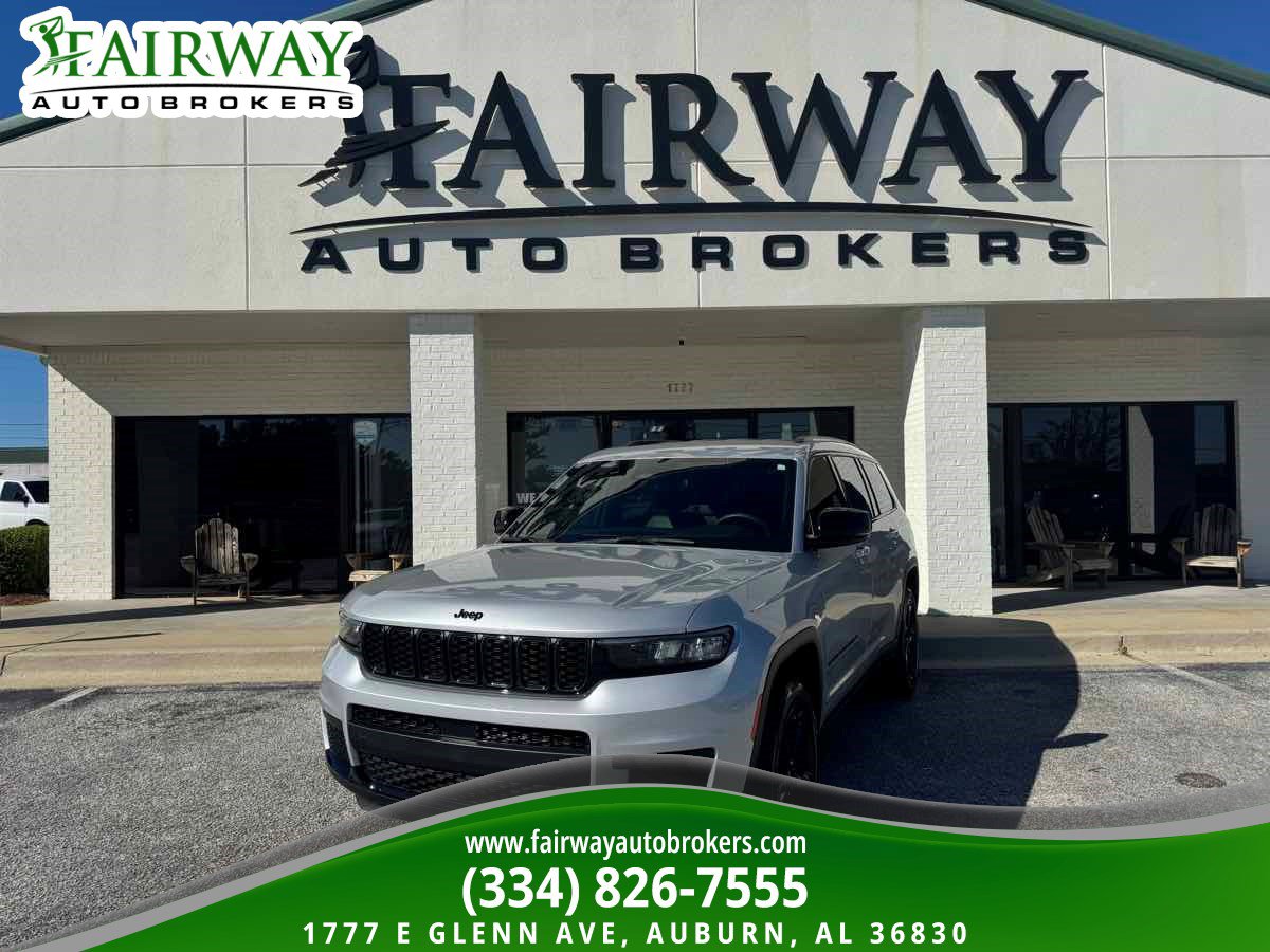 Used 2023 Jeep Grand Cherokee L Laredo AWD/4WD image 1