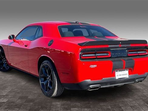 Used 2020 Dodge Challenger SXT w/ Blacktop Package image 12