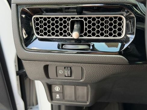 Certified 2023 Honda Civic Sport image 31
