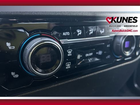 Used 2023 Chevrolet Silverado 1500 LT w/ Protection Package image 37