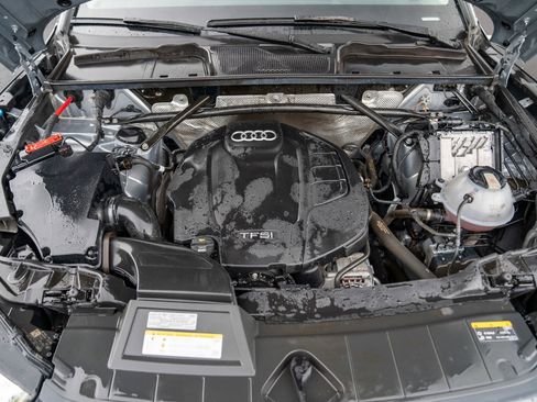 Used 2020 Audi Q5 Premium Plus w/ Premium Plus Package image 27