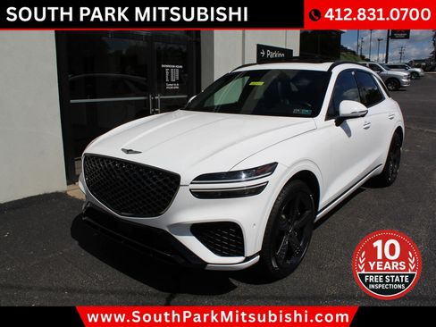 Used 2023 Genesis GV70 2.5T w/ Sport Prestige Package AWD/4WD image 3