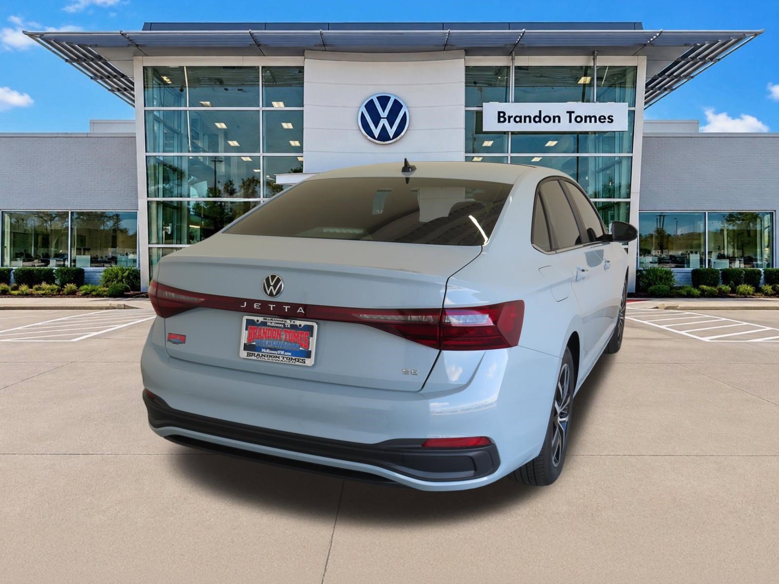 Used 2026 Volkswagen Jetta SE FWD image 3