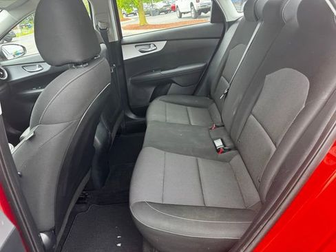 Used 2022 Kia Forte LXS FWD image 18