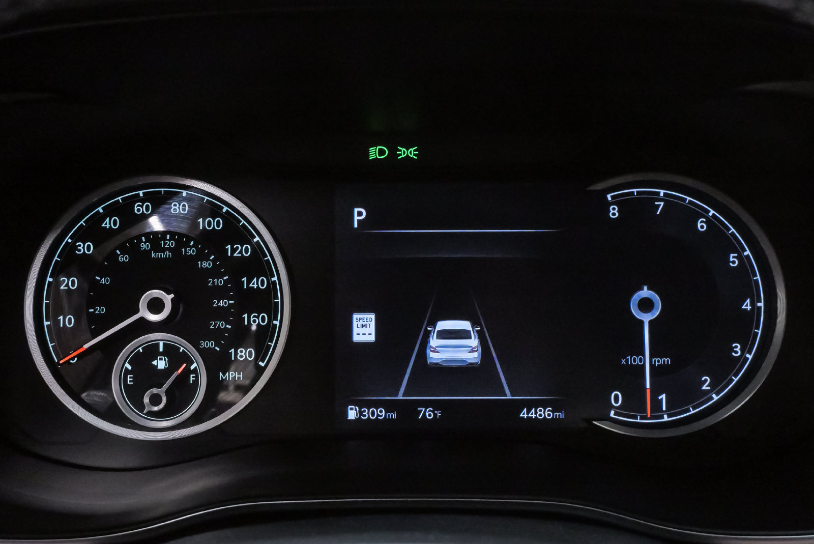 Certified 2026 Genesis G70 2.5T AWD/4WD image 18
