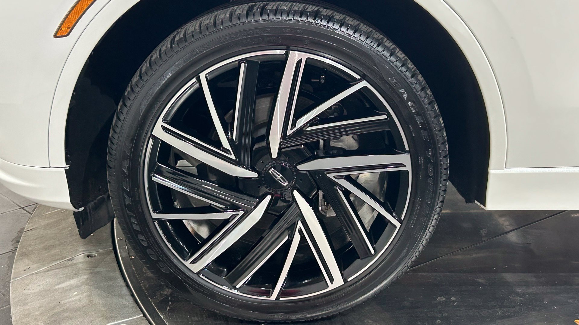 Used 2026 Lincoln Aviator Black Label AWD/4WD image 22