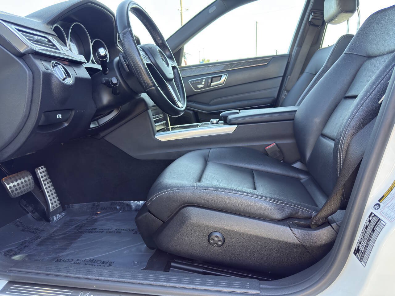 Used 2016 Mercedes-Benz E 350 Sedan image 10