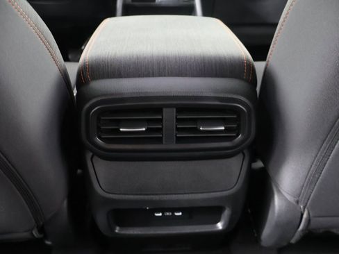 Used 2025 Honda Pilot Sport image 52