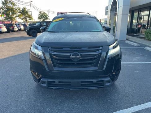 Used 2023 Nissan Pathfinder SL w/ SL Premium Package FWD image 38