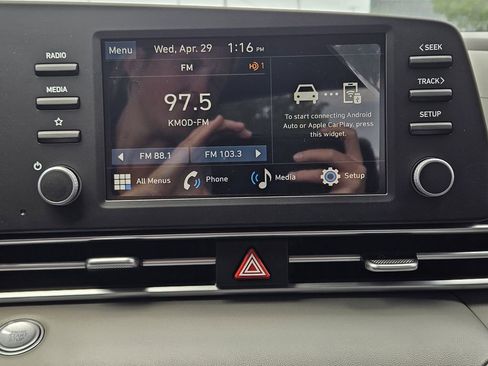 New 2026 Hyundai Elantra Sport FWD image 16