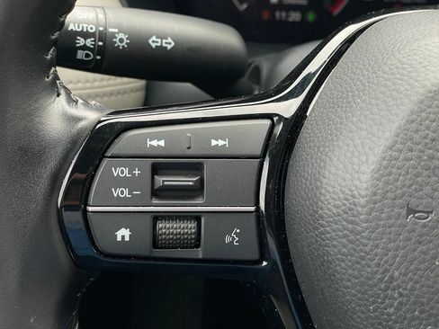 Used 2025 Honda HR-V EX-L image 15