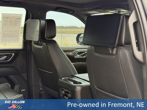 Certified 2023 Chevrolet Suburban Premier w/ LPO, Illumination Package AWD/4WD image 20