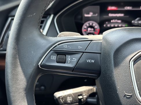 Used 2023 Audi Q5 2.0T Premium Plus w/ Premium Plus Package AWD/4WD image 19