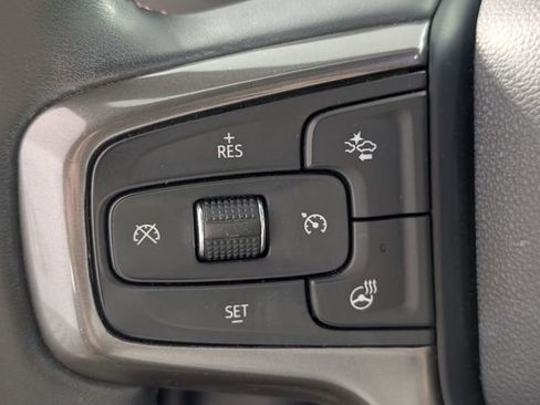 Used 2023 Chevrolet Suburban RST w/ Sport Performance Package image 17