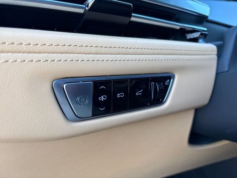 New 2026 Cadillac Escalade IQ Luxury 2 w/ LPO, Floor Liner Package image 23